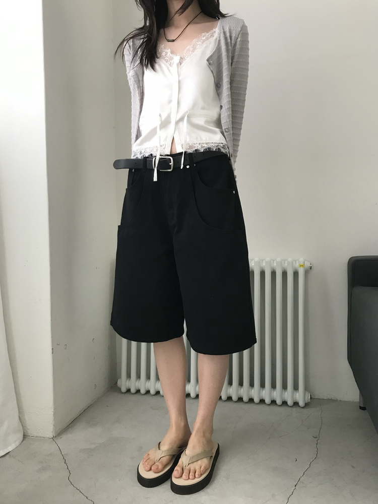 壓花線細節排鈕七分袖上衣