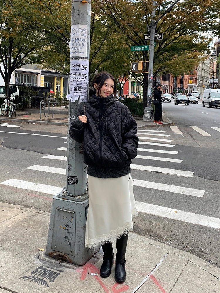 光澤感蕾絲邊不對稱細節半裙