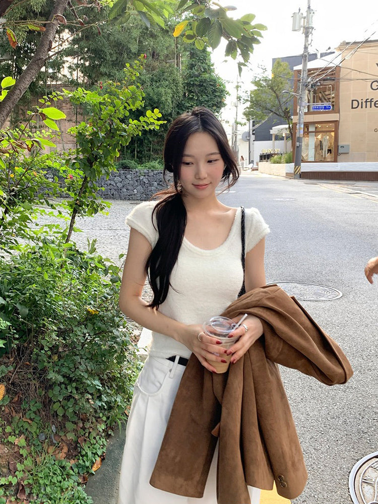 U領圈毛質感針織上衣