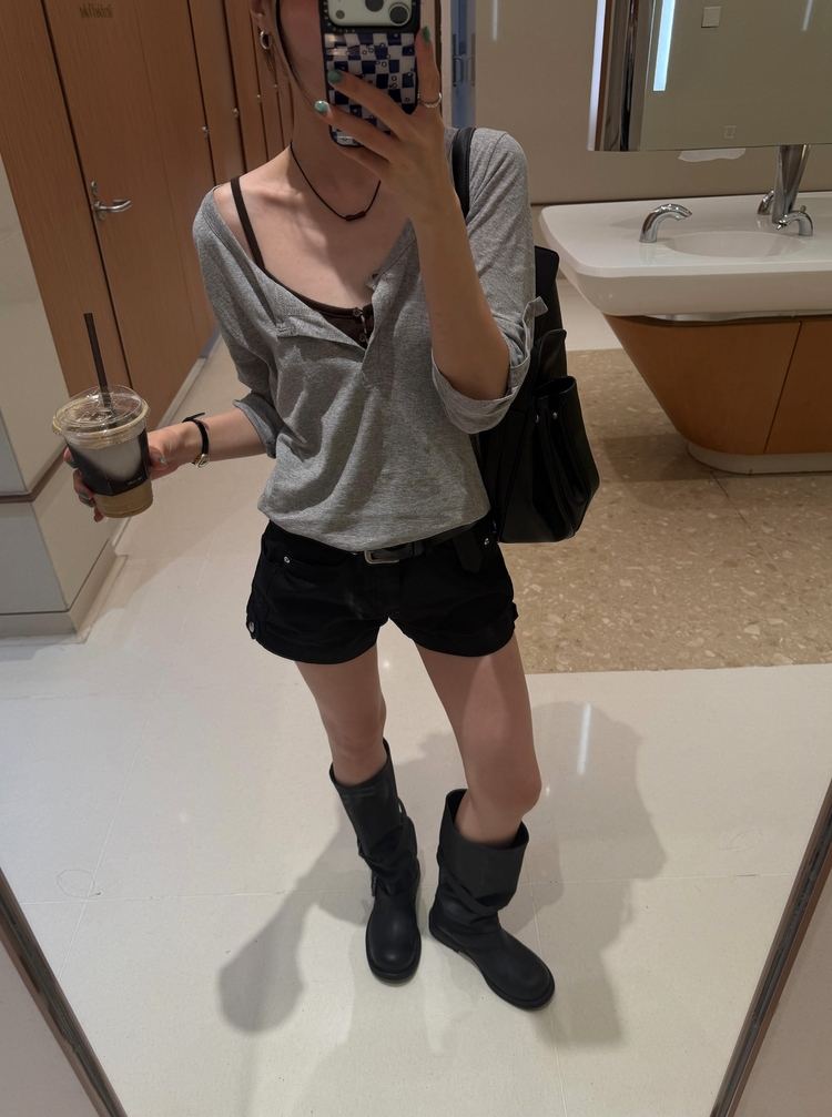 美色亨利領反折袖細節上衣