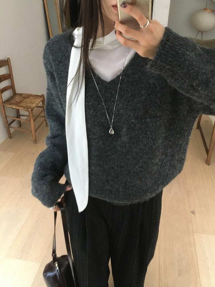美背V領綁帶細節毛衣