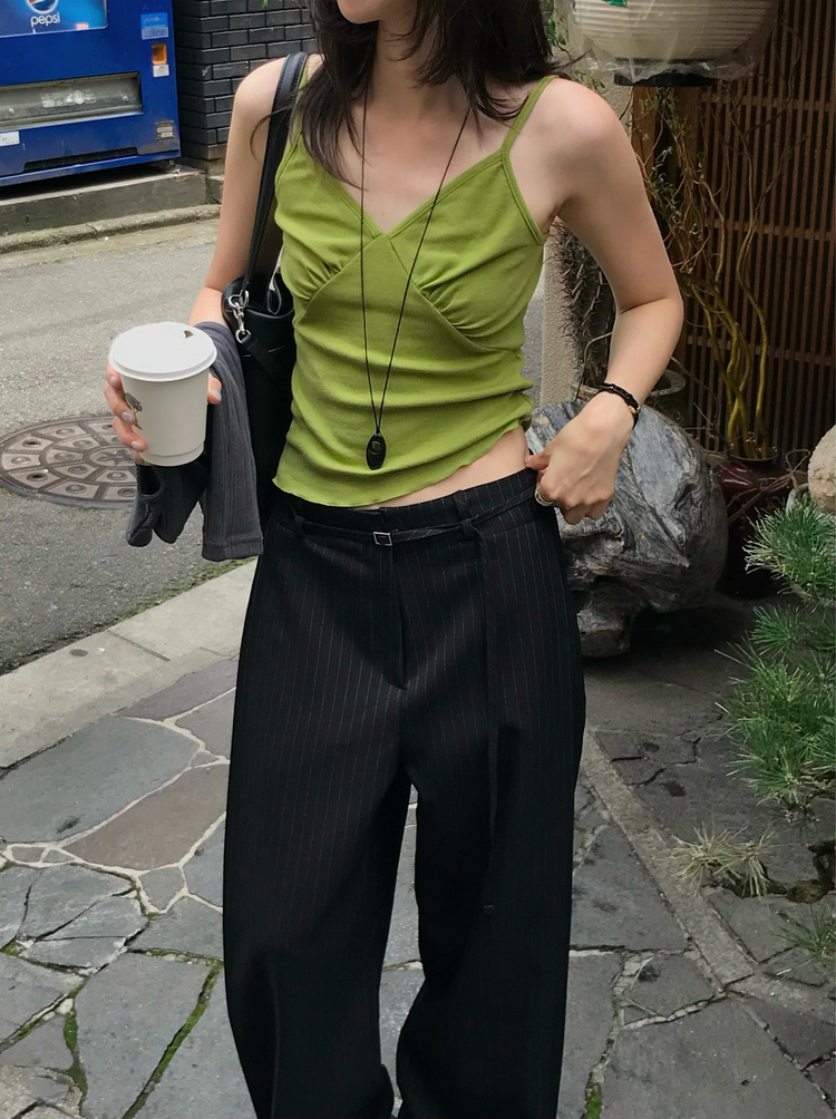 花邊抓皺胸腺細節背心