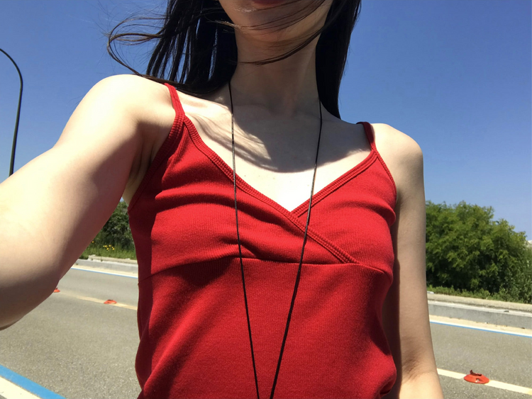 美色細帶交疊背心