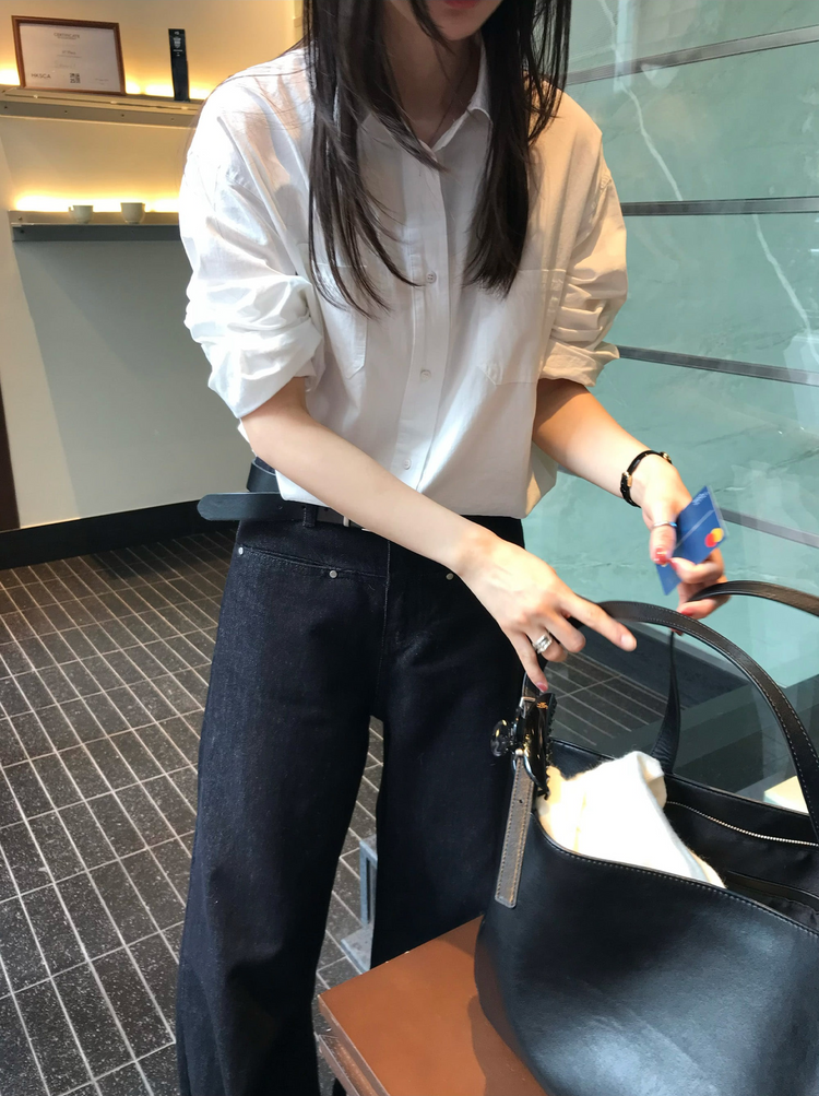 口袋細節直筒牛仔褲