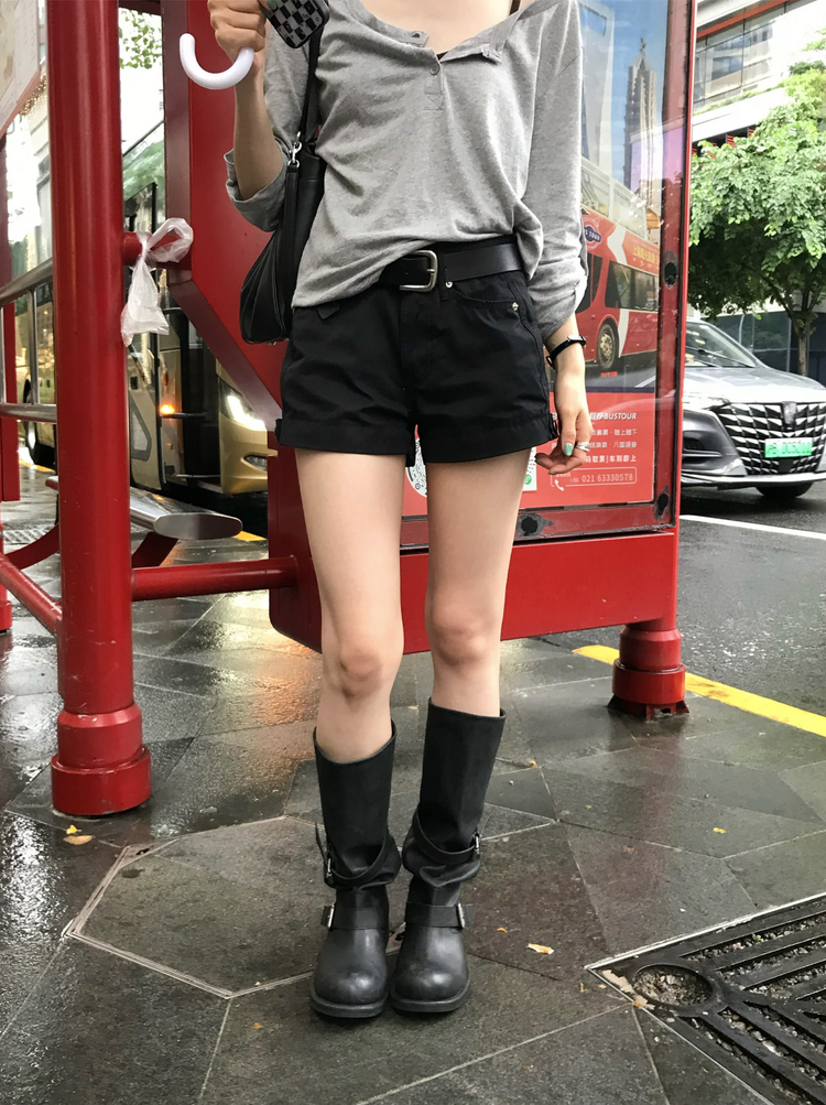 美色亨利領反折袖細節上衣