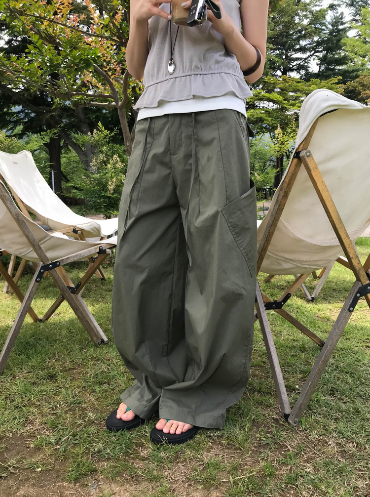 抓皺胸壓線細節修腰上衣