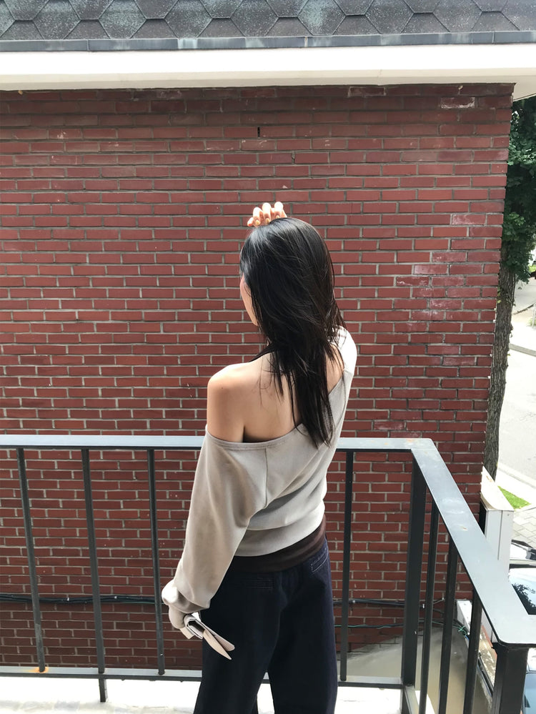 美肩撞色掛脖兩件式上衣