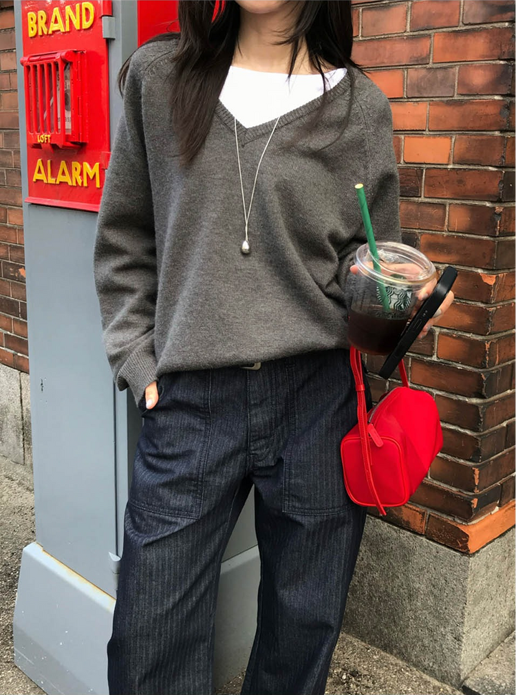 船領弧下擺修腰上衣