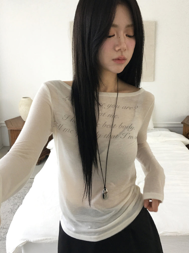 微透美鎖骨字母印花上衣