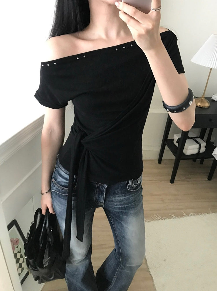 美肩鉚釘細節綁帶修腰上衣