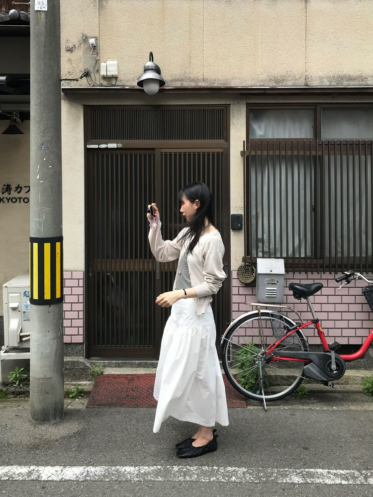 輕薄透膚美色針織外套