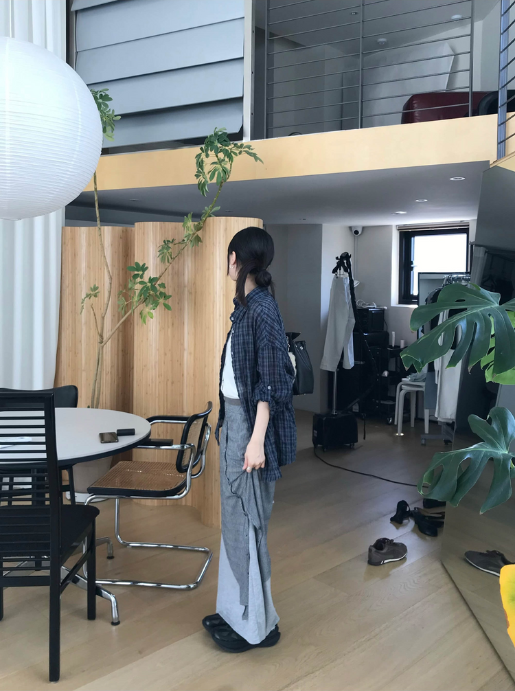 削肩細帶針織背心