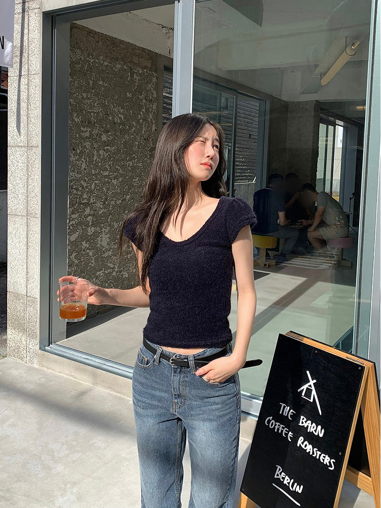 U領圈毛質感針織上衣