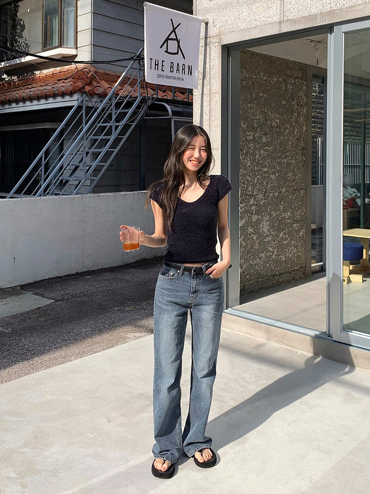 U領圈毛質感針織上衣