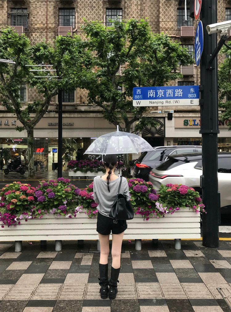 美色亨利領反折袖細節上衣