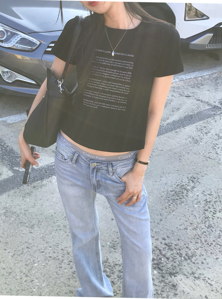 弧形口袋細節低腰牛仔褲