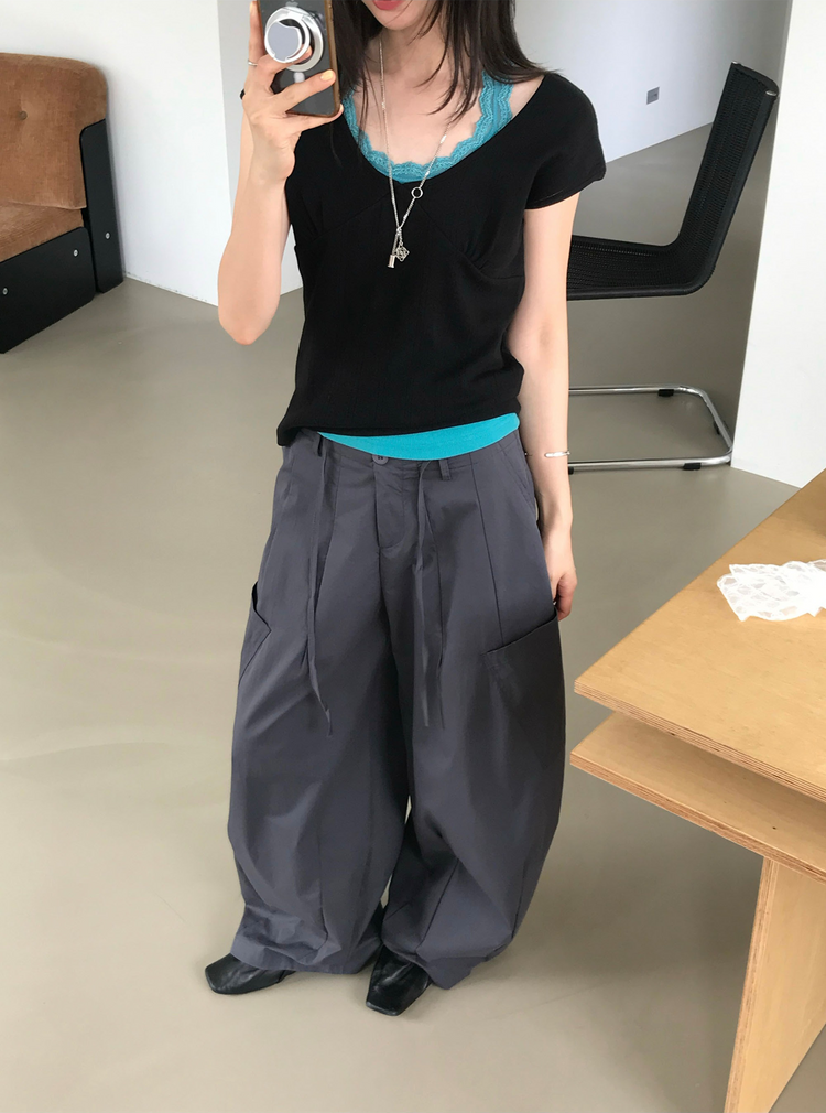 美背蕾絲U領修身上衣