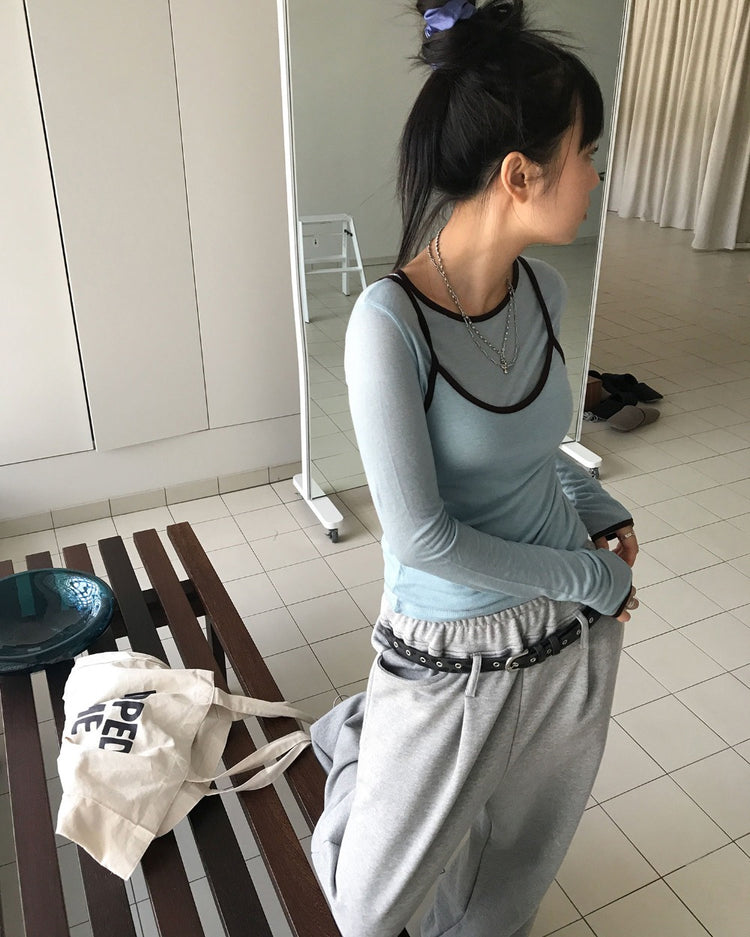 透膚撞色邊細節上衣