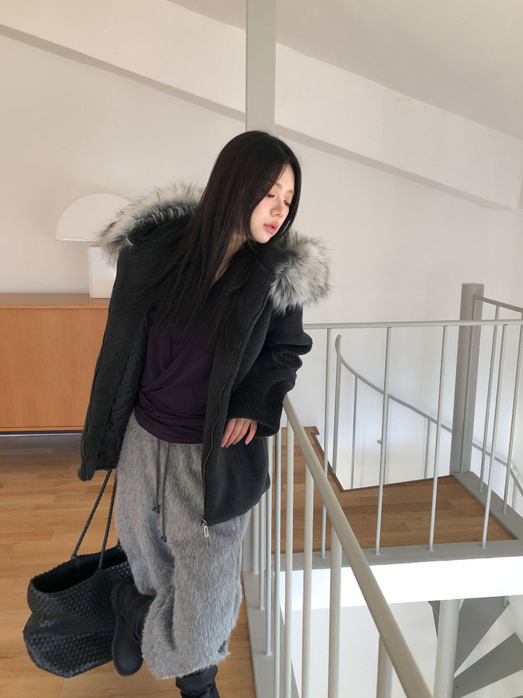 美色掛脖綁帶細節上衣