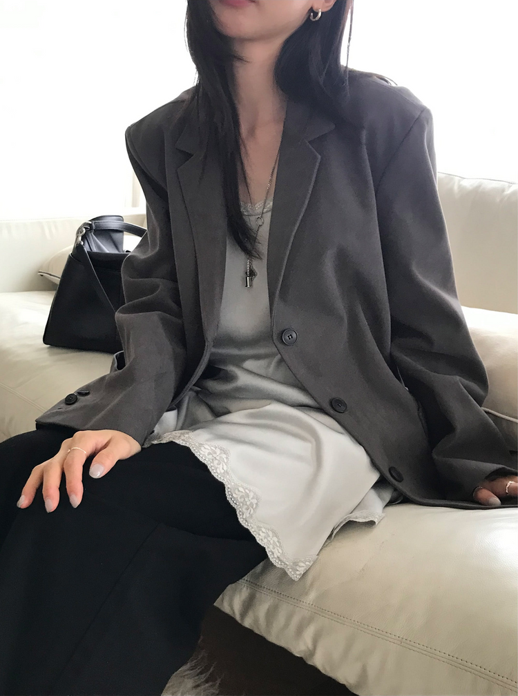 霧光澤蕾絲細節連身裙