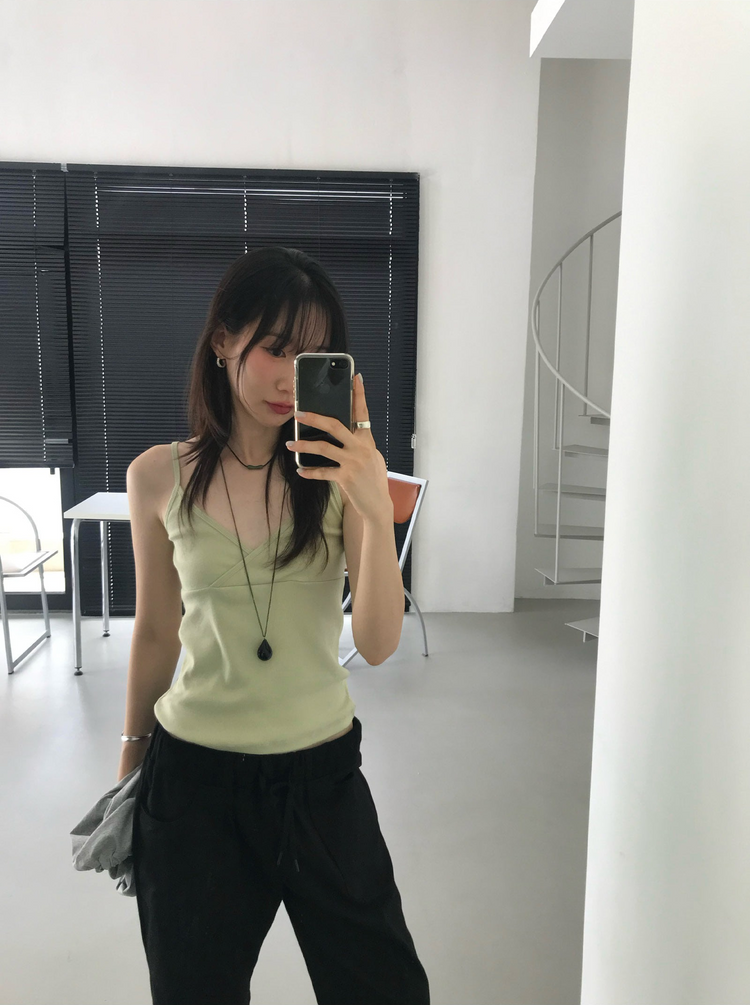 美色細帶交疊背心