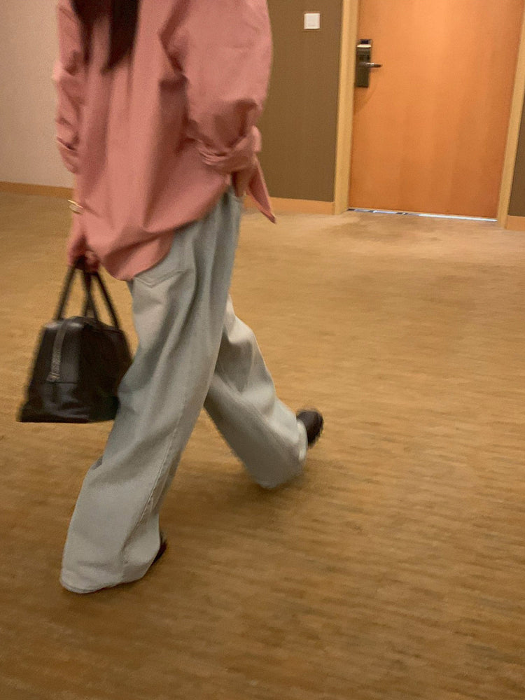 側壓褶細節廓形牛仔褲