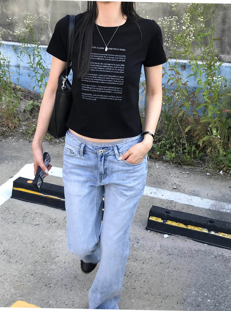 弧形口袋細節低腰牛仔褲
