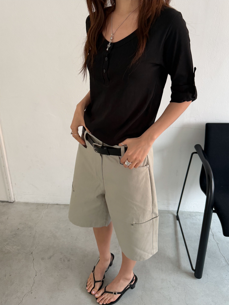 美色亨利領反折袖細節上衣