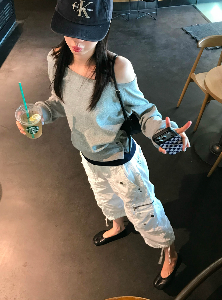 美肩撞色掛脖兩件式上衣