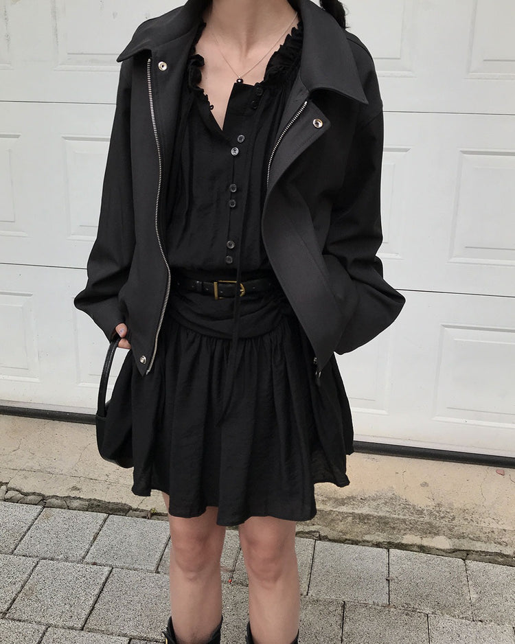 美色銀標細節翻領外套