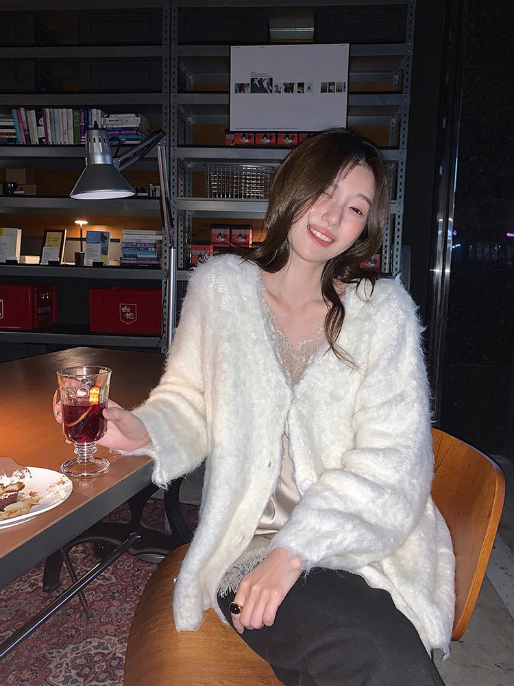 毛感細節排鈕寬鬆針織外套