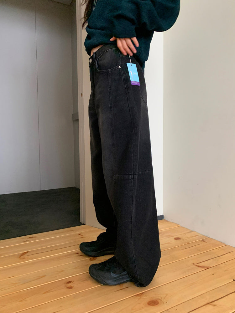 弧形側壓線廓形牛仔褲