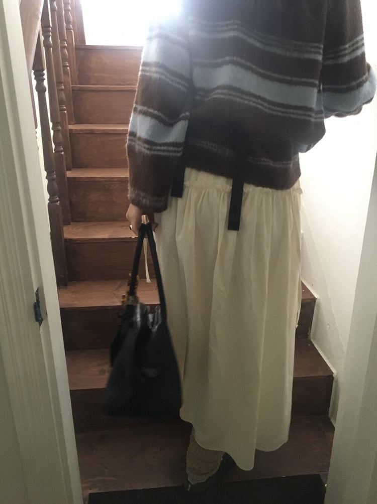 V領撞色條紋細節毛衣