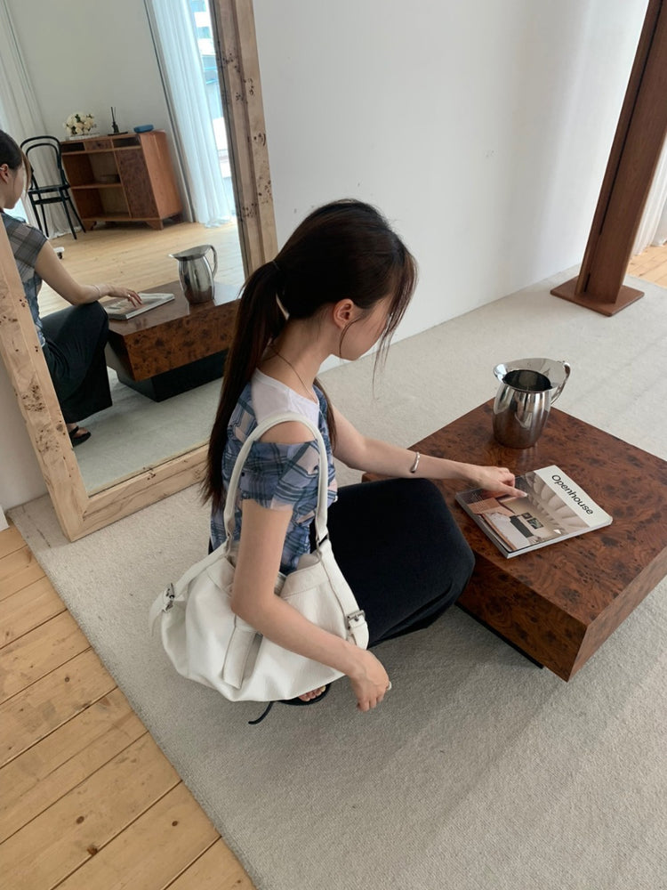反折綁帶細節及踝裙