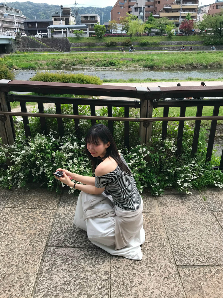 輕薄透膚美色針織外套