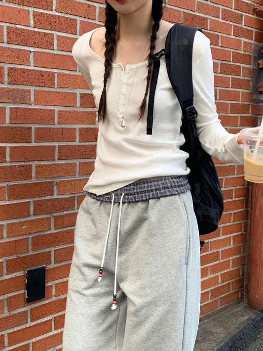 美色V領扣鈕修身上衣