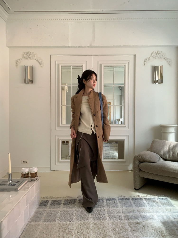 美肩下擺扣鈕細節針織上衣