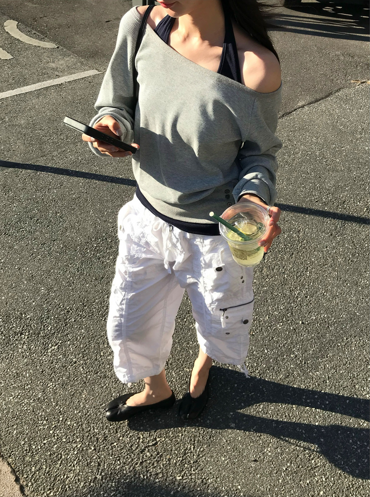 美肩撞色掛脖兩件式上衣