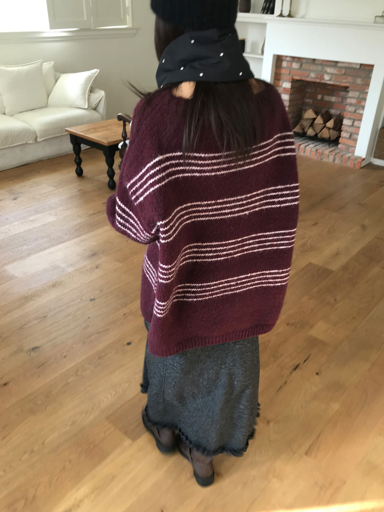 捲邊細節壓線及踝裙