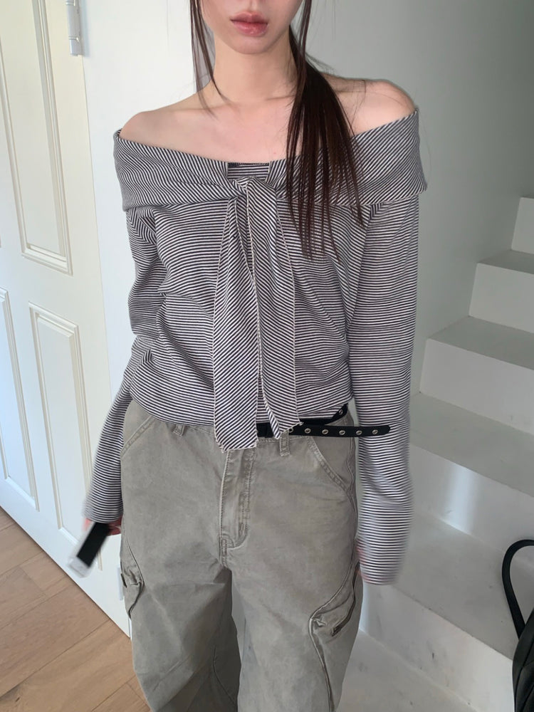 美肩垂帶領結條紋上衣
