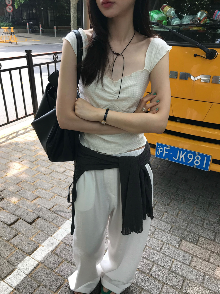皺皺紋理胸壓線細節上衣