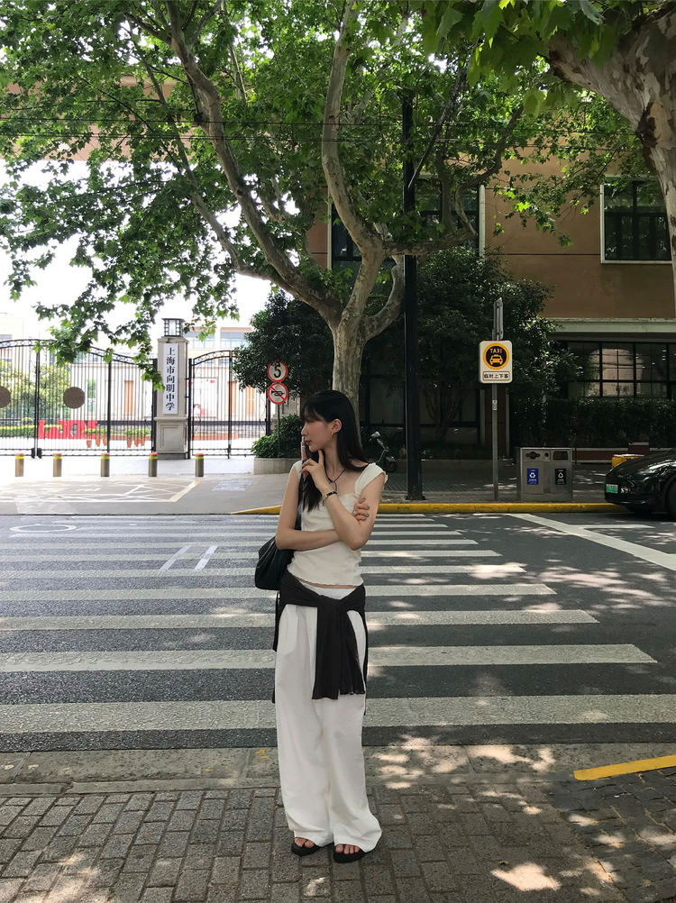 皺皺紋理胸壓線細節上衣
