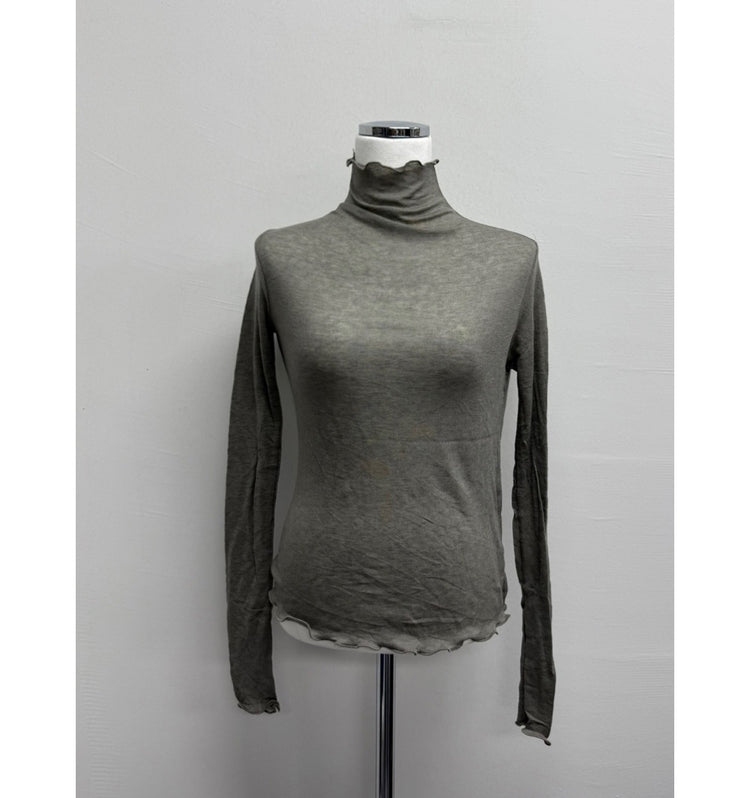 美色微透捲邊細節修身上衣