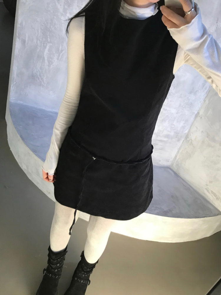 經典極簡腰帶細節連身裙