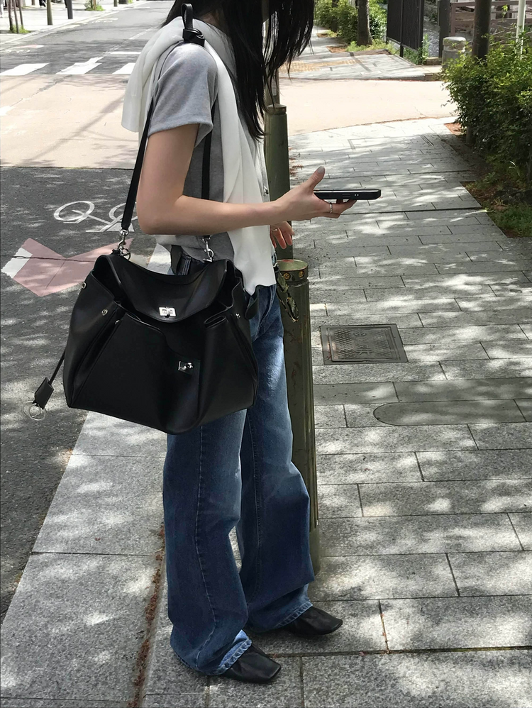 輕薄透膚美色針織外套