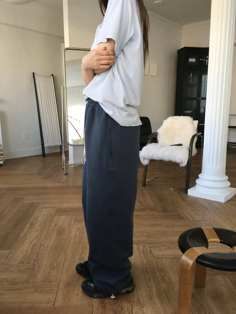 U領隨性寬鬆上衣