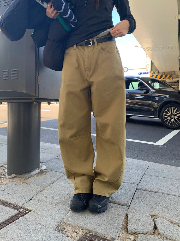 美色V領扣鈕修身上衣