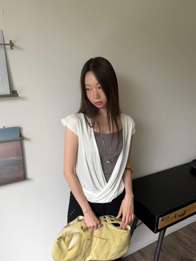 微透垂感交疊上衣