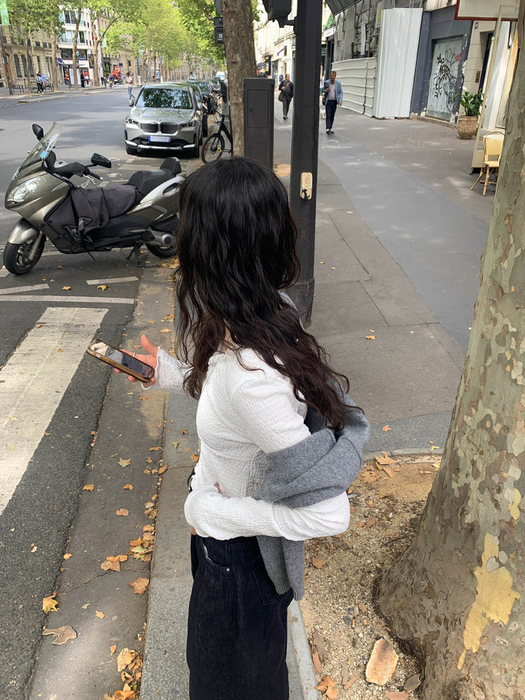皺皺V領抓褶細節上衣