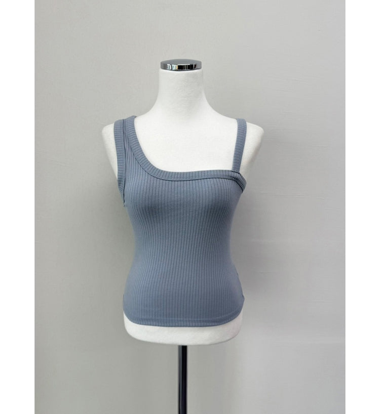 坑紋不對稱細節背心